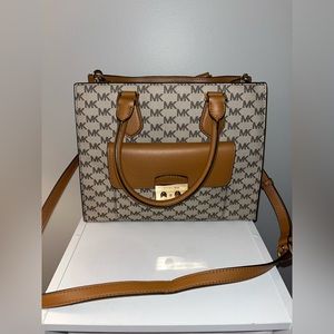 Michael Kors Tote- LIKE NEW